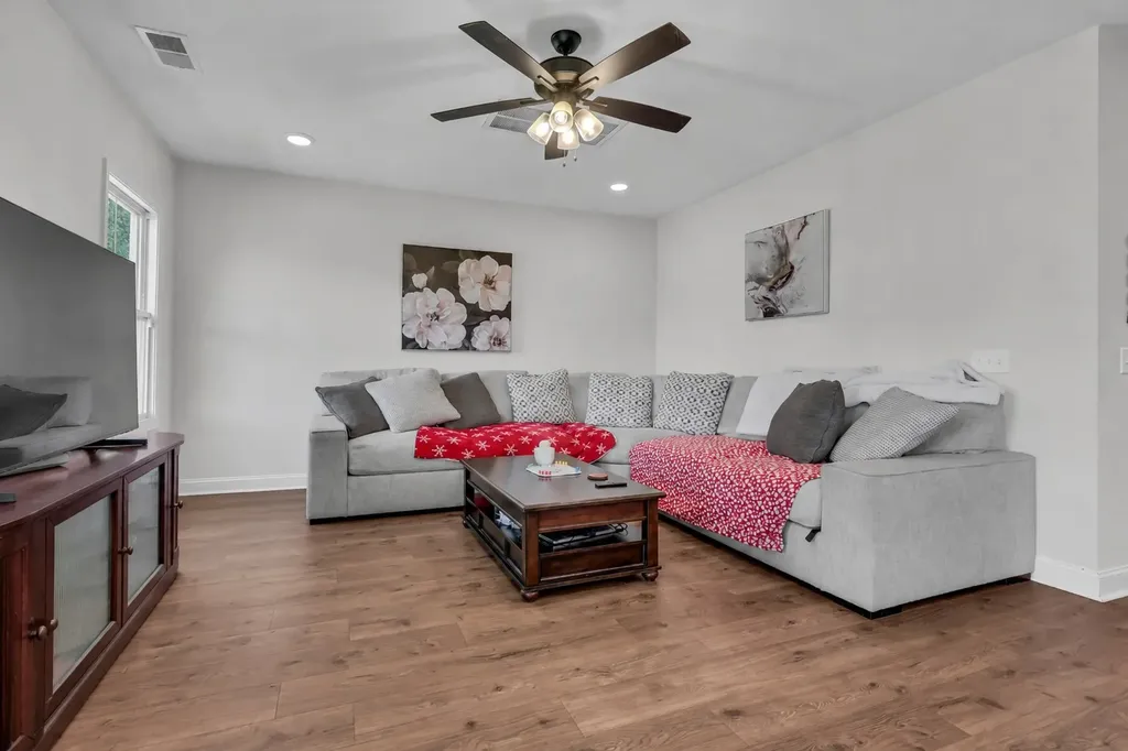 1001 Cherry Acres Drive Clarksville TN 37042