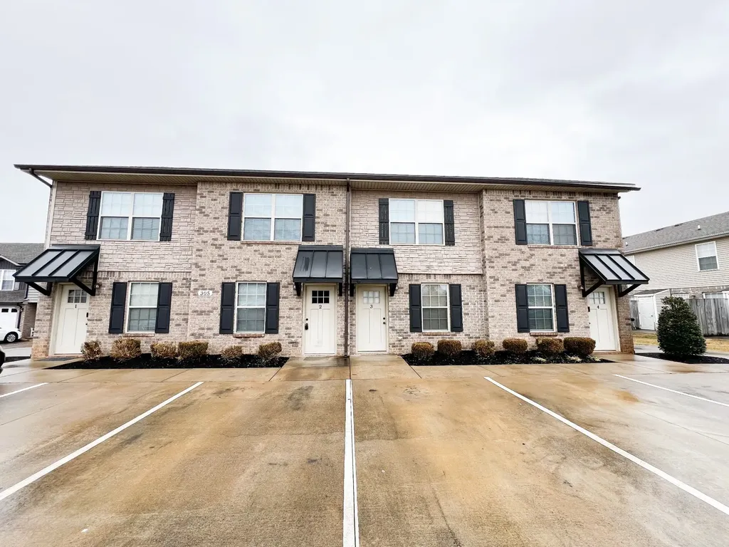 305 Rowand Court Clarksville TN 37042