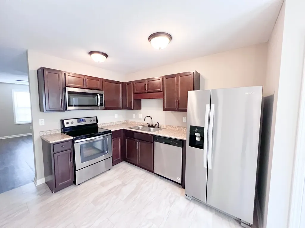 305 Rowand Court Clarksville TN 37042
