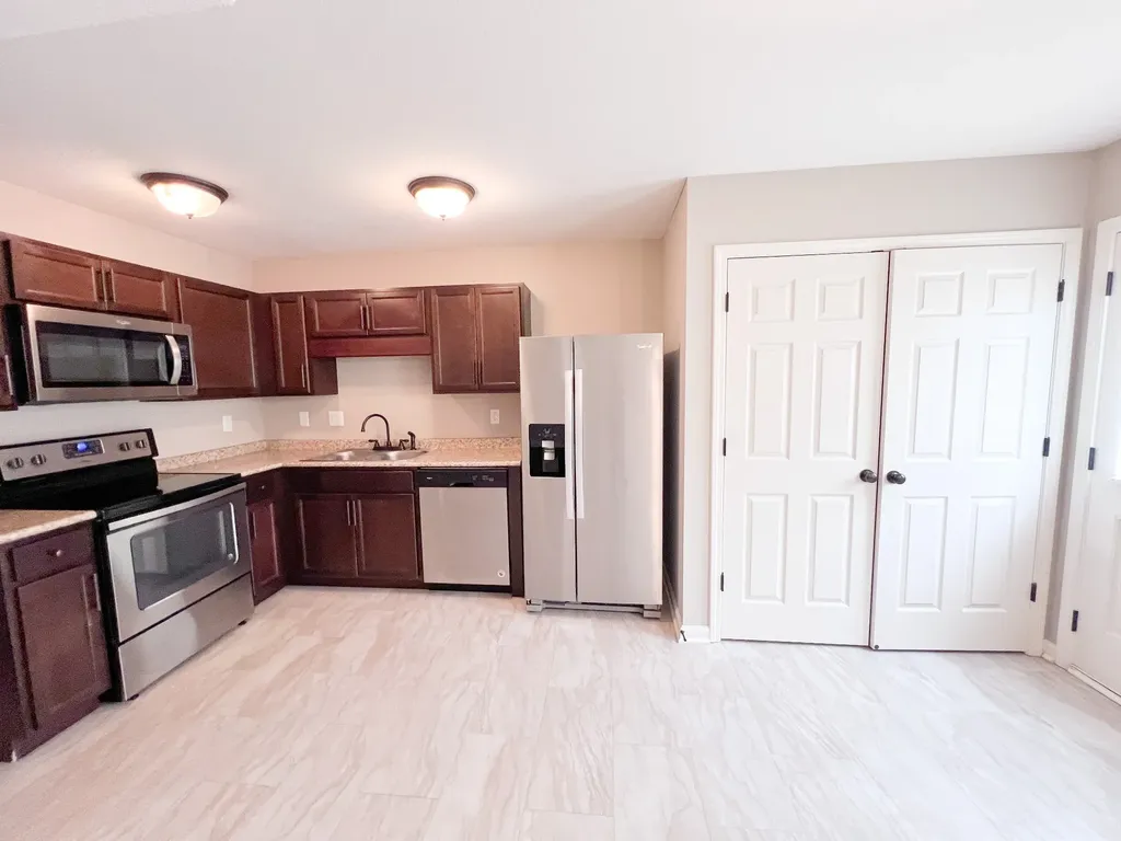 305 Rowand Court Clarksville TN 37042