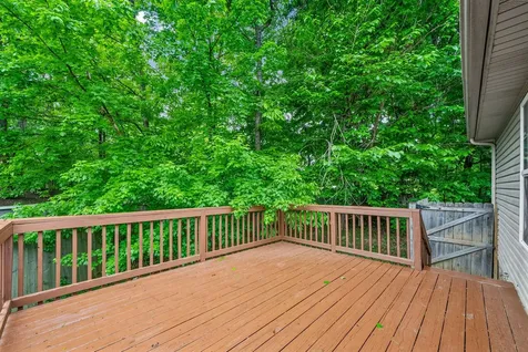628 Woodhaven Drive Clarksville TN 37042