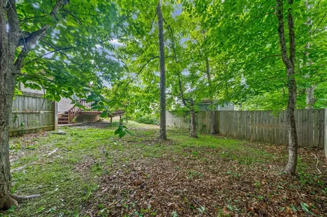 628 Woodhaven Drive Clarksville TN 37042