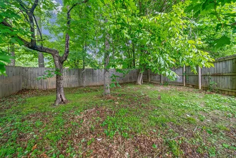628 Woodhaven Drive Clarksville TN 37042