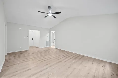 628 Woodhaven Drive Clarksville TN 37042