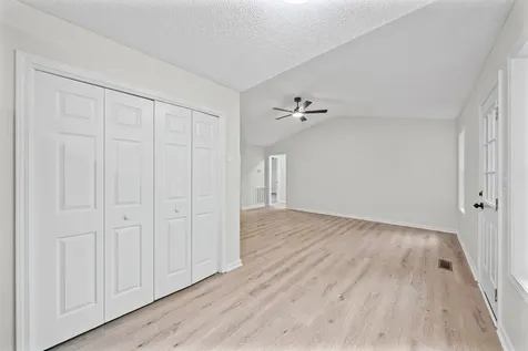 628 Woodhaven Drive Clarksville TN 37042