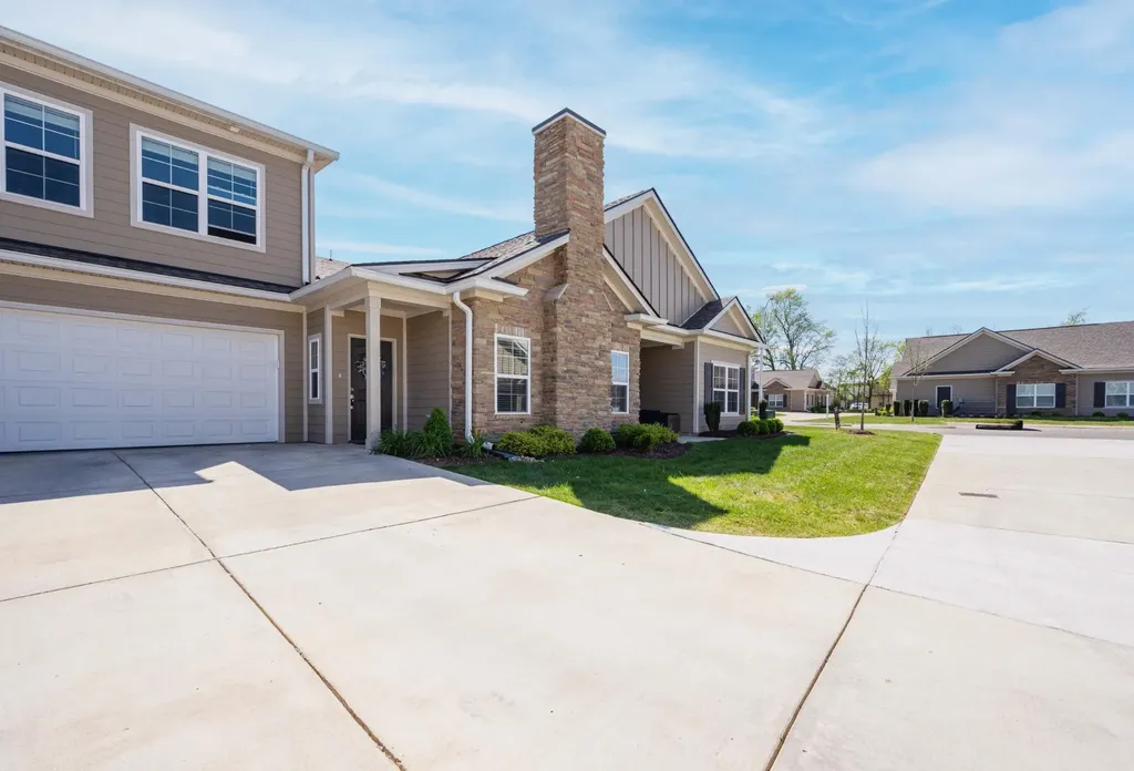 2664 Stonecenter Lane Murfreesboro TN 37128