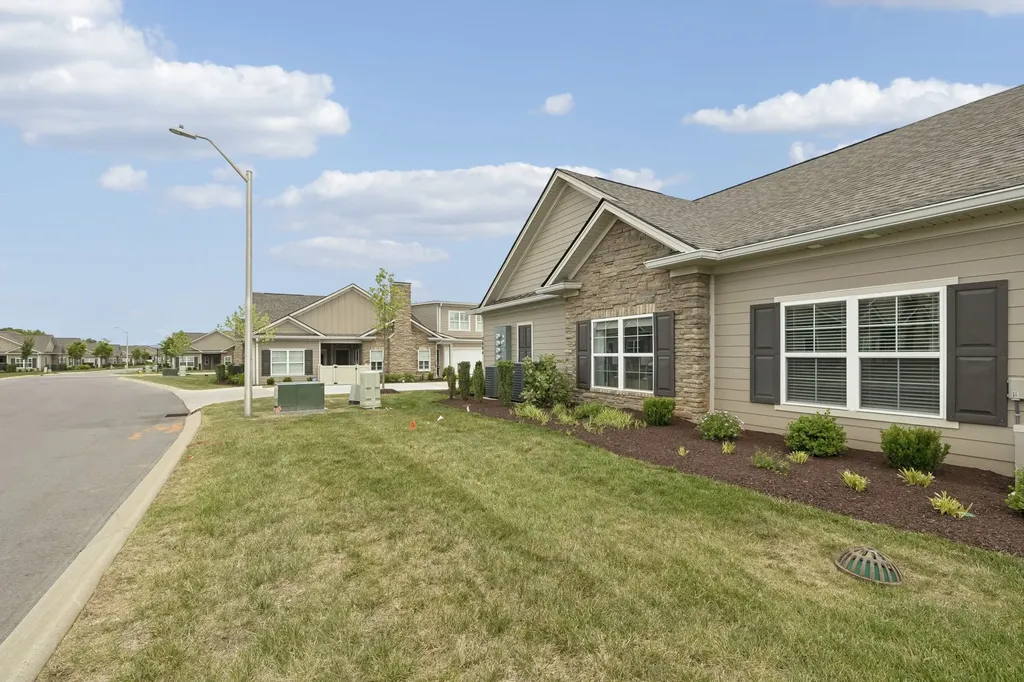 2664 Stonecenter Lane Murfreesboro TN 37128