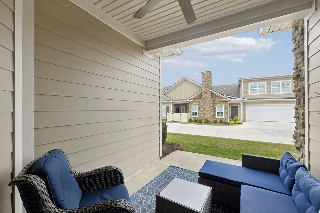 2664 Stonecenter Lane Murfreesboro TN 37128