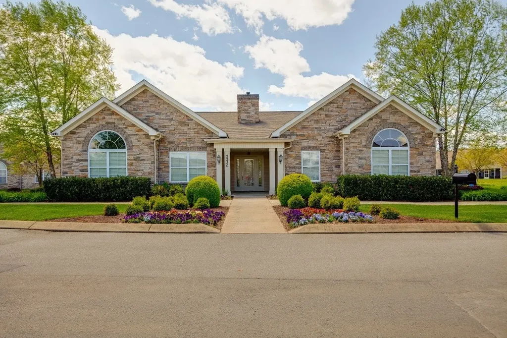 2664 Stonecenter Lane Murfreesboro TN 37128