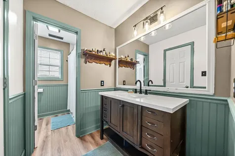 202 Man O War Drive Oak Grove KY 42262
