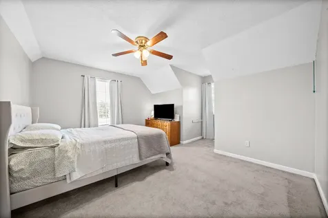 202 Man O War Drive Oak Grove KY 42262