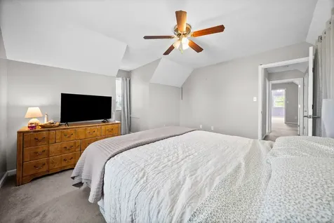 202 Man O War Drive Oak Grove KY 42262