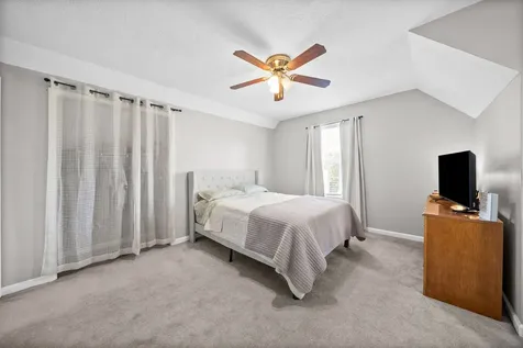 202 Man O War Drive Oak Grove KY 42262