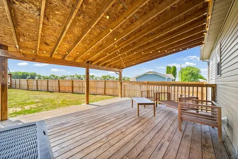 202 Man O War Drive Oak Grove KY 42262