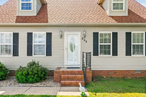 202 Man O War Drive Oak Grove KY 42262