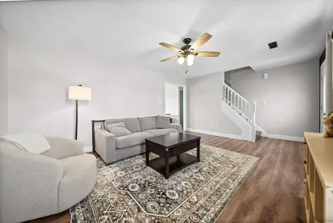 202 Man O War Drive Oak Grove KY 42262
