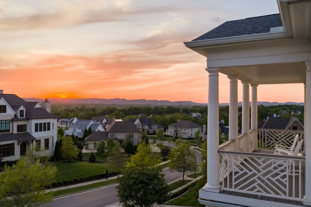 9242 Lehigh Drive Brentwood TN 37027
