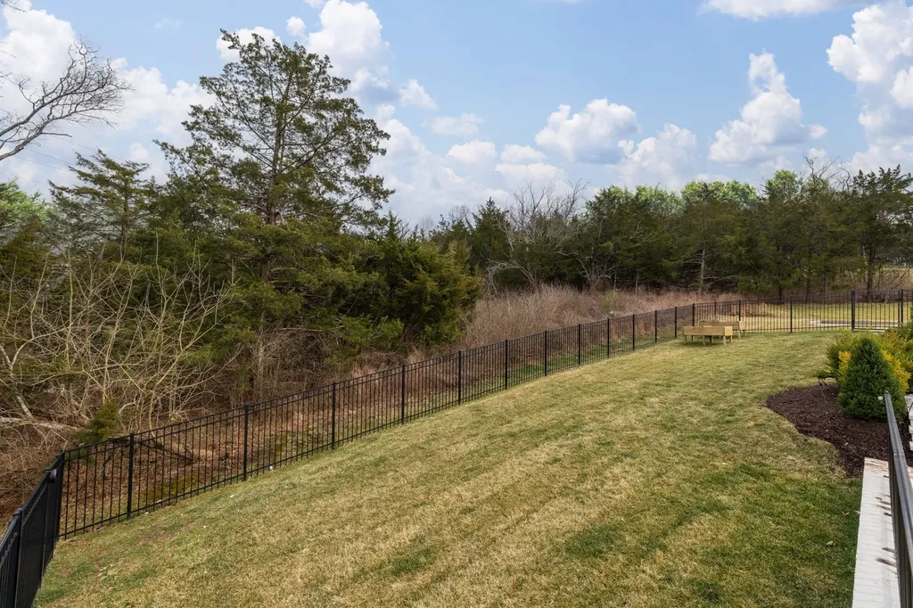 9242 Lehigh Drive Brentwood TN 37027