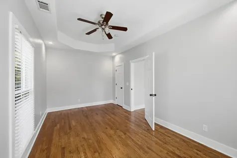 1613A 7th Ave, N Nashville TN 37208