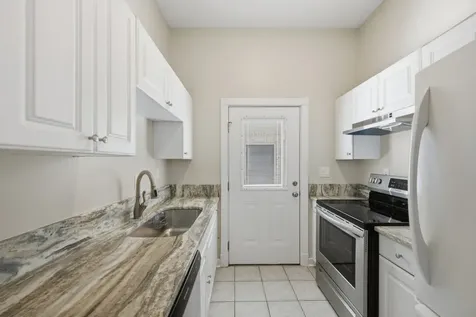1613A 7th Ave, N Nashville TN 37208