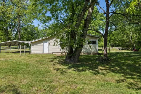 109 Ostella Road Cornersville TN 37047