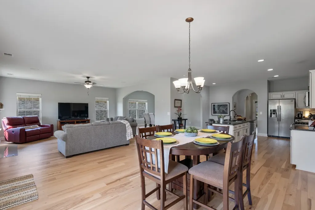 168 Meandering Drive Lebanon TN 37090