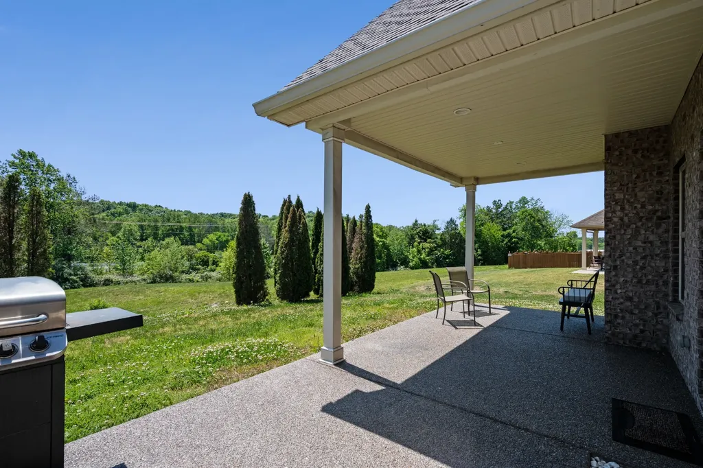 168 Meandering Drive Lebanon TN 37090