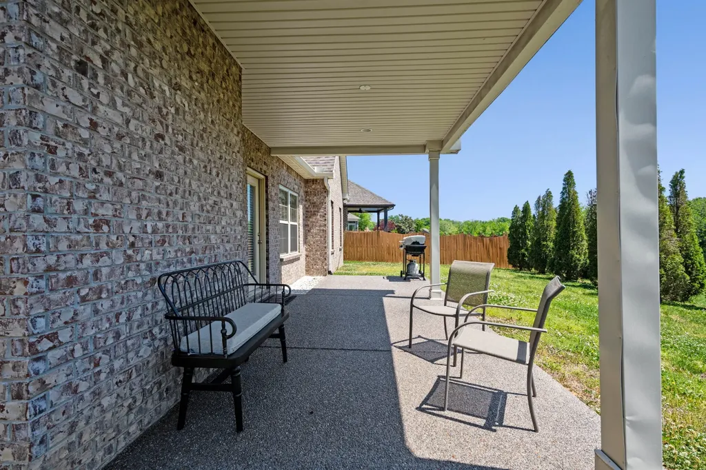 168 Meandering Drive Lebanon TN 37090