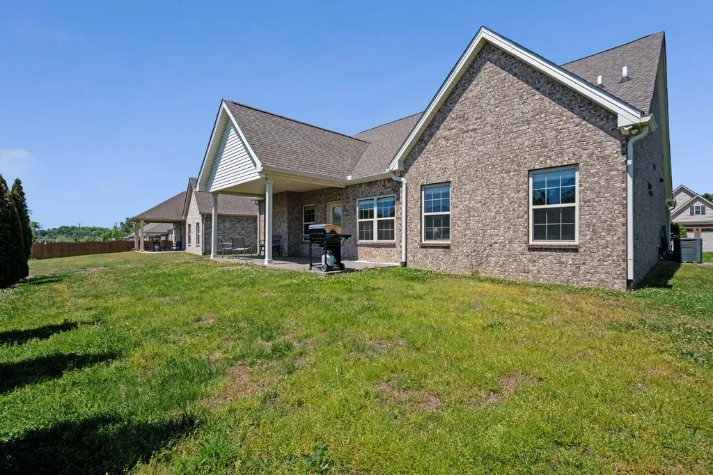 168 Meandering Drive Lebanon TN 37090
