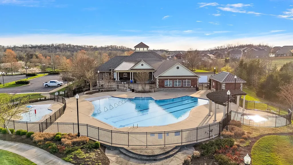 168 Meandering Drive Lebanon TN 37090