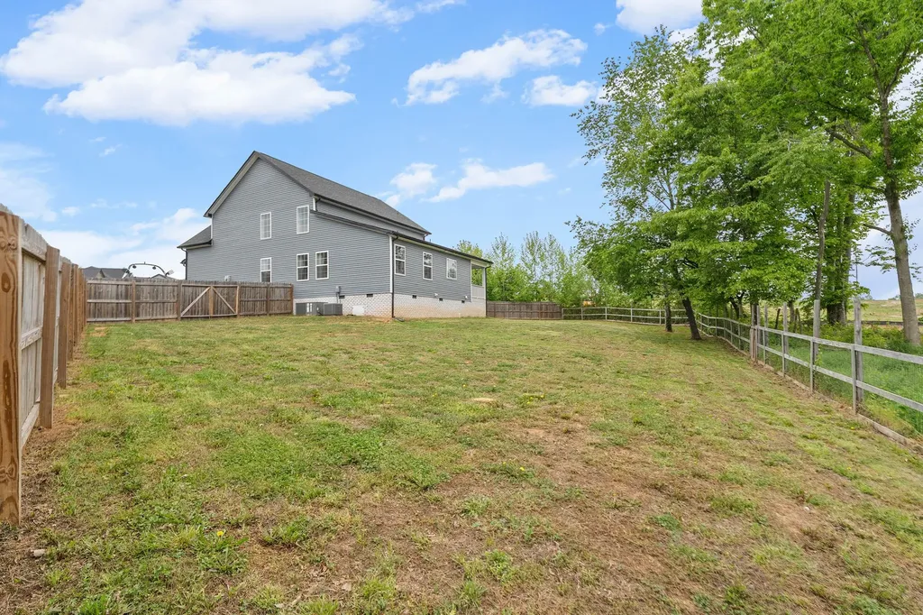 1159 Governors Run Clarksville TN 37042