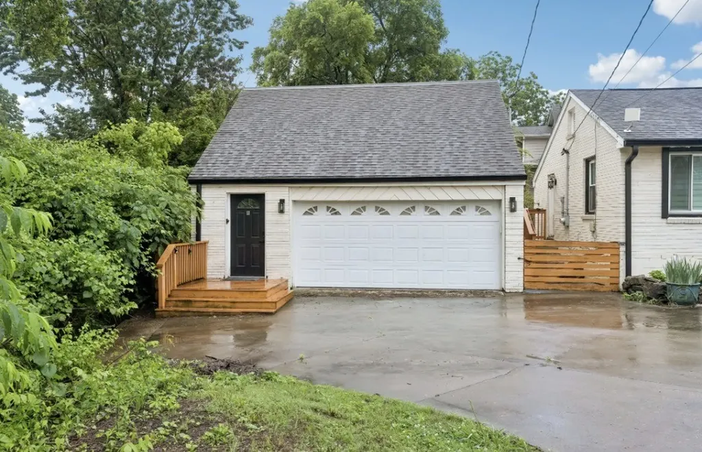 902 Mcclurkan Avenue Nashville TN 37206