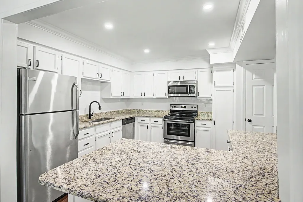 4487 Post Place Nashville TN 37205