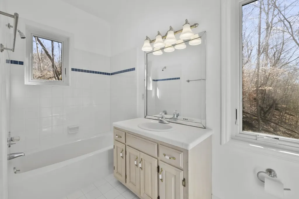 5300 Old Harding Pike Franklin TN 37064