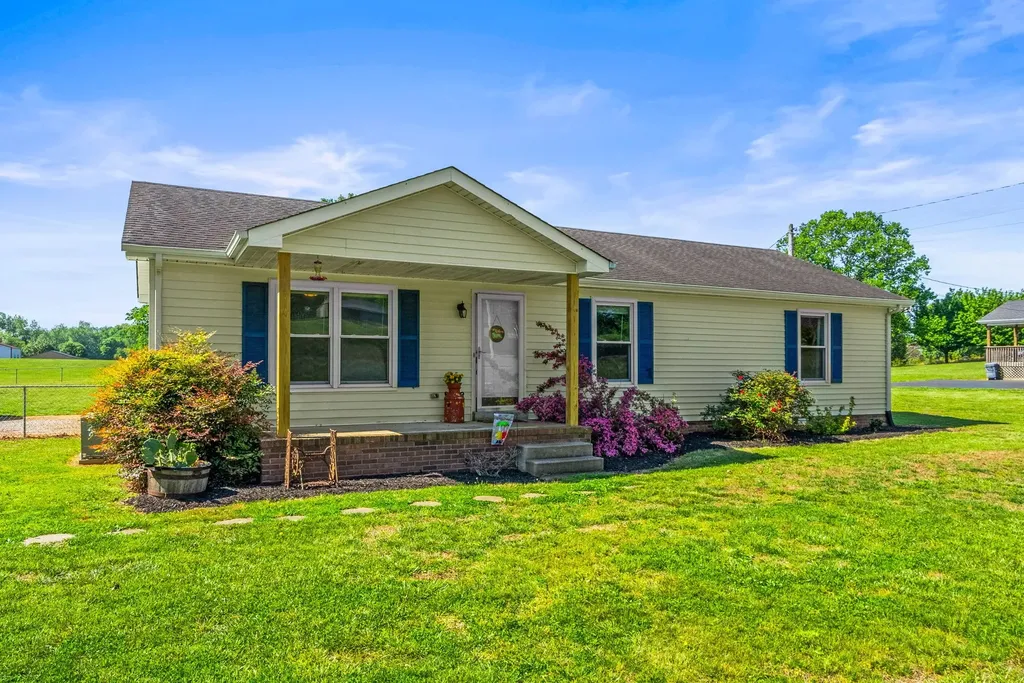 3922 Armstrong Road Springfield TN 37172