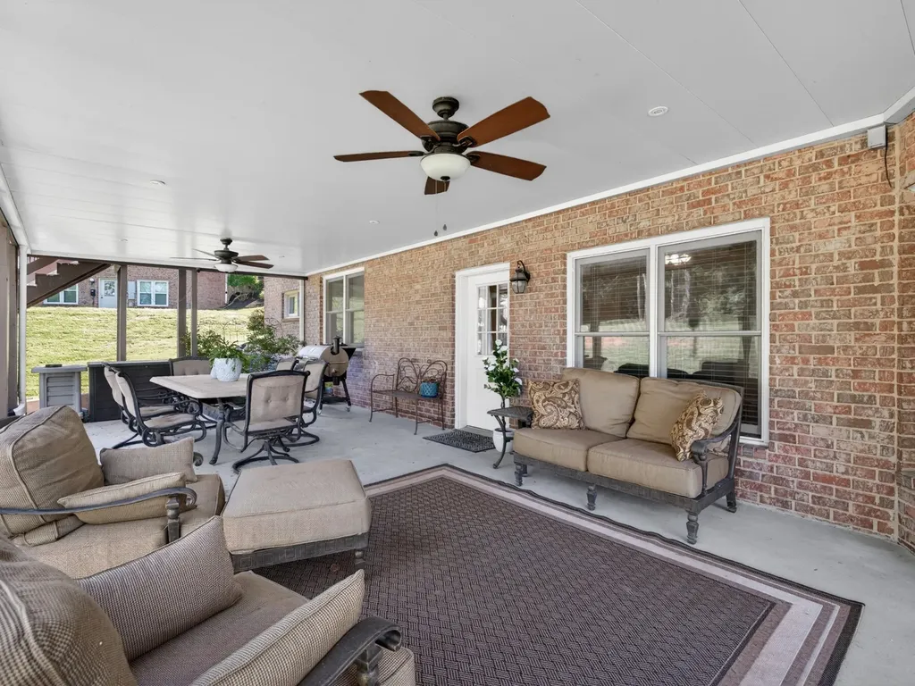 1046 Weston Court Brentwood TN 37027