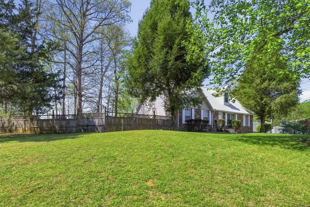 800 R S Bradley Boulevard Clarksville TN 37042