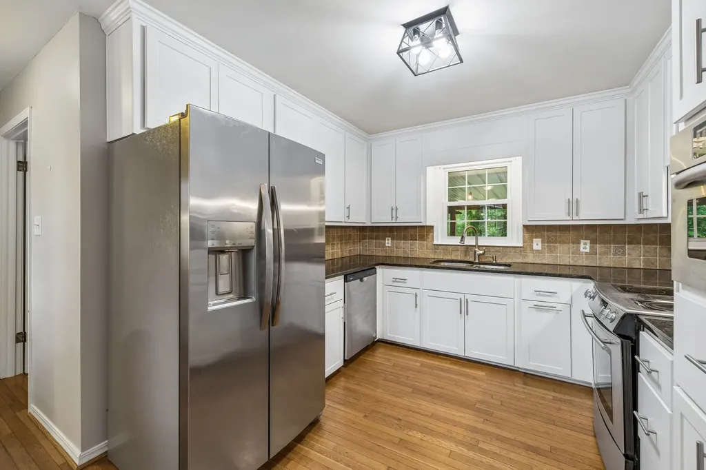 1305 Jewell Drive Columbia TN 38401