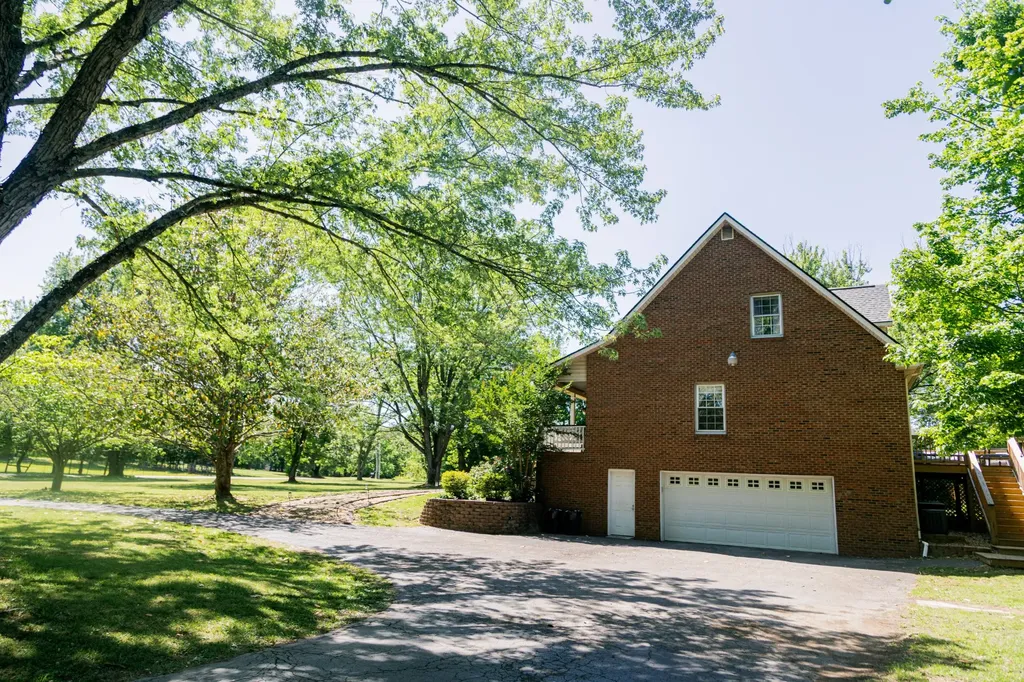 146 Volunteer Road Murfreesboro TN 37128