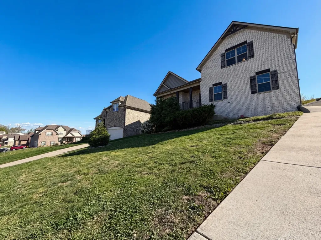 5321 Abbottswood Drive Smyrna TN 37167