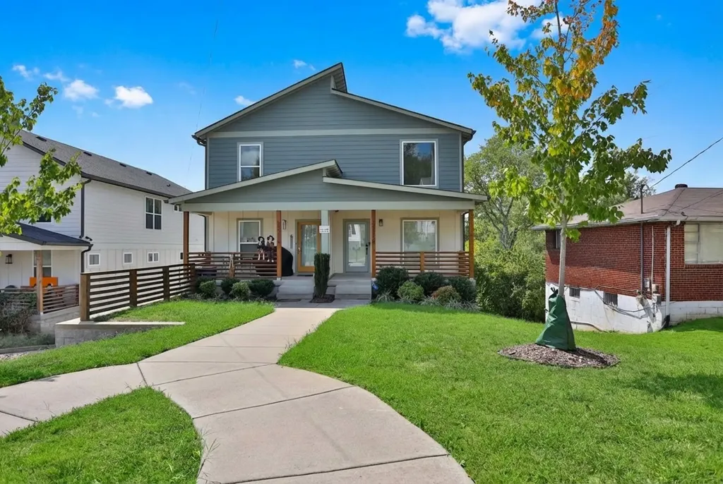 3221B Lincoln Avenue Nashville TN 37218
