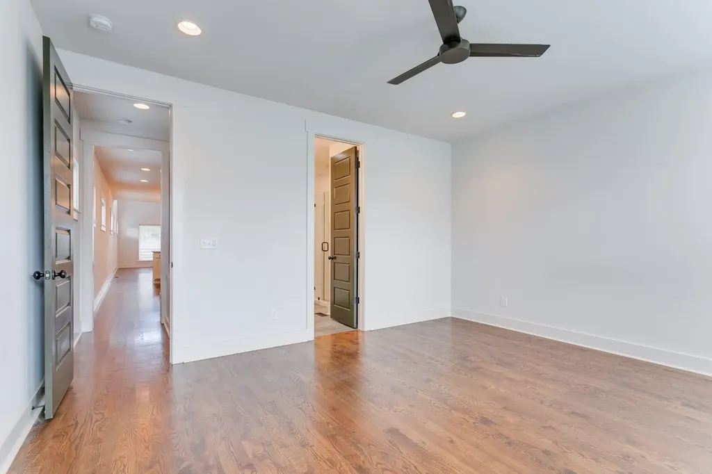 3221B Lincoln Avenue Nashville TN 37218