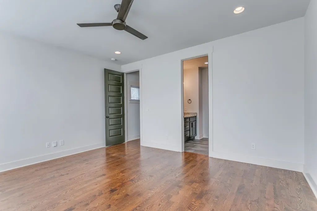 3221B Lincoln Avenue Nashville TN 37218