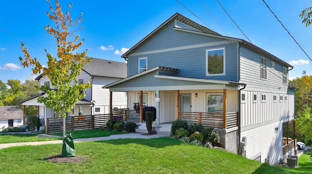 3221B Lincoln Avenue Nashville TN 37218