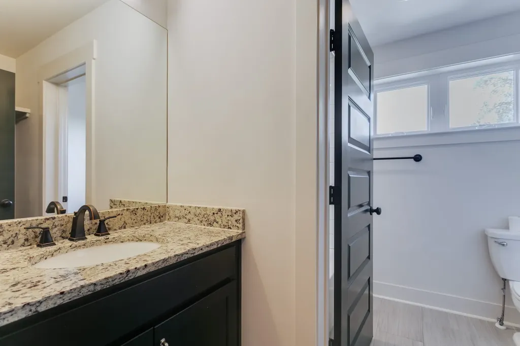 3221B Lincoln Avenue Nashville TN 37218
