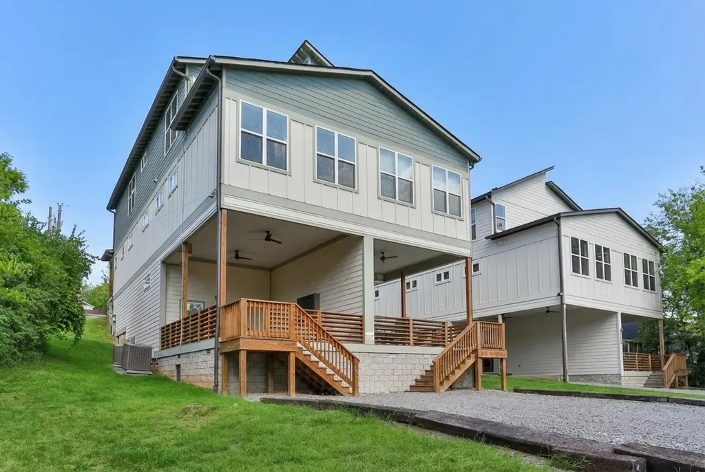 3221B Lincoln Avenue Nashville TN 37218