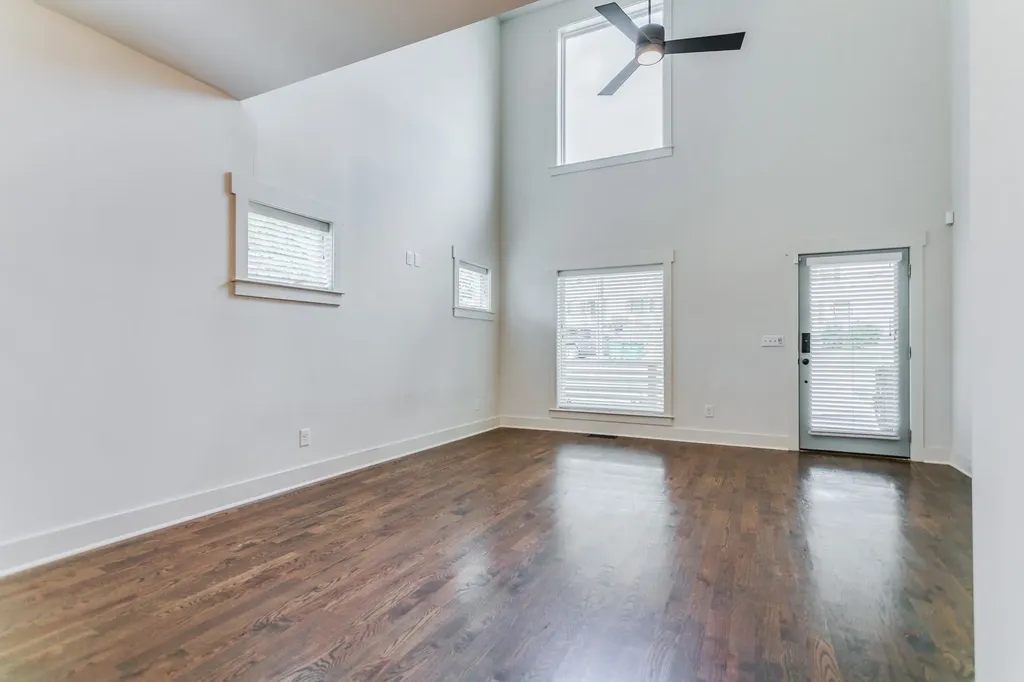 3221B Lincoln Avenue Nashville TN 37218