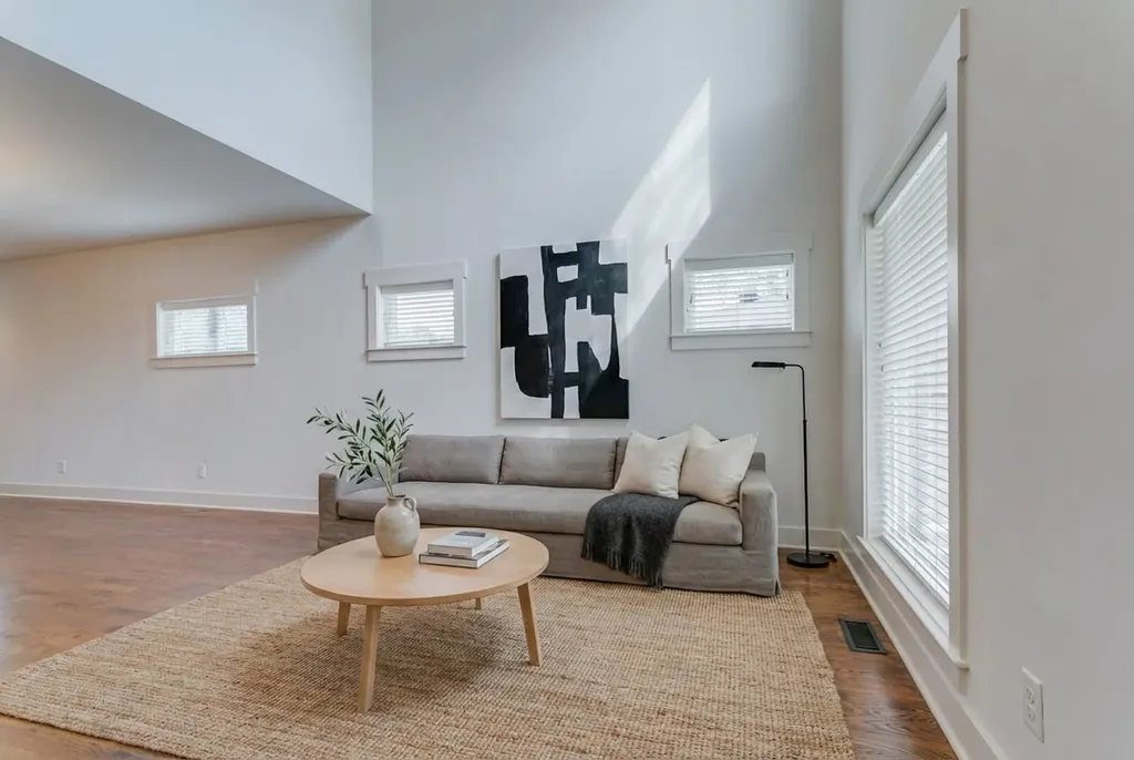 3221B Lincoln Avenue Nashville TN 37218