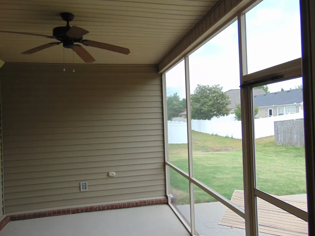 2123 Saint Andrews Murfreesboro TN 37128