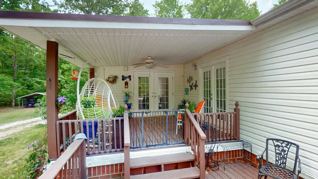 250 Brazzell Road Dickson TN 37055